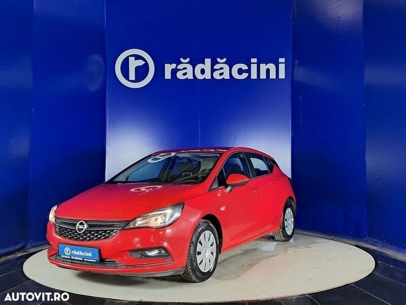 Rosu Utilizat 2016 Opel Astra Hatchback | 6.950 EUR (Preț OK) - Imagine 1/4