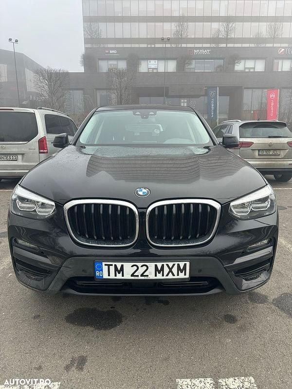 Culoarenegru Utilizat 2020 BMW X3 SUV | 30.000 EUR (Preț OK) - Imagine 1/4