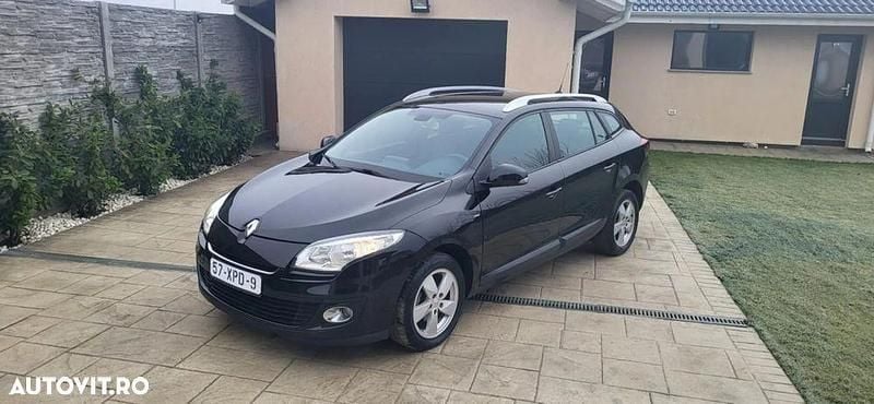 Culoarenegru Utilizat 2013 Renault Mégane GrandTour Break | 4.199 EUR (Preț bun) - Imagine 1/4