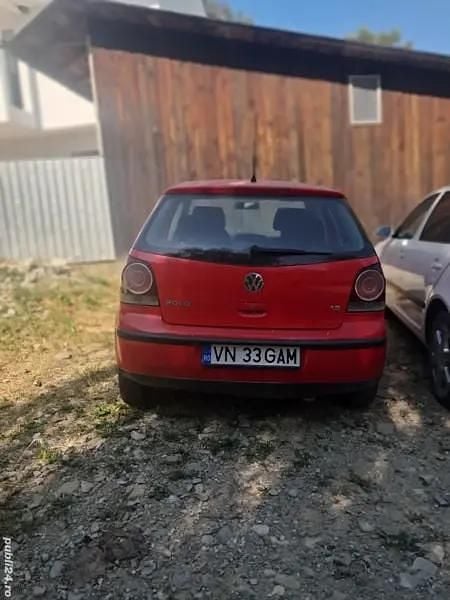 Rosu Utilizat 2007 VW Polo Hatchback | 800 EUR (Super Preț) - Imagine 1/4