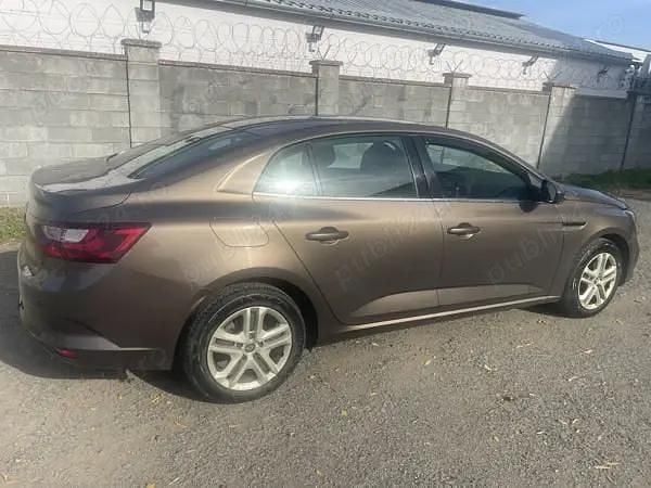 Maro Utilizat 2020 Renault Mégane IV Berlinǎ | 8.300 EUR (Super Preț) - Imagine 1/4