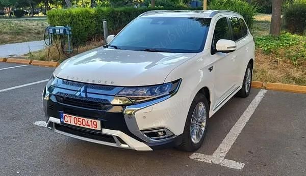 Utilizat 2019 Mitsubishi Outlander P-HEV Instyle SUV | 18.500 EUR (Puțin scump) - Imagine 1/4