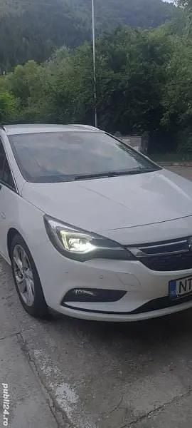 Second-hand Opel Astra Sport 136 CP (100 kW) 2016 Break