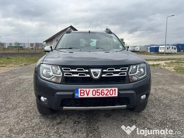 Gri Utilizat 2015 Dacia Duster SUV | 6.500 EUR (Preț bun) - Imagine 1/4