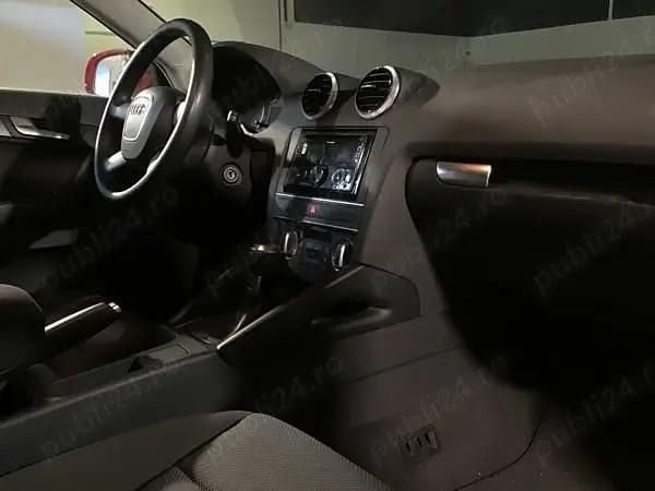 Second-hand Audi A3 Sportback S-Line 125 CP (91 kW) 2011 Rosu Hatchback