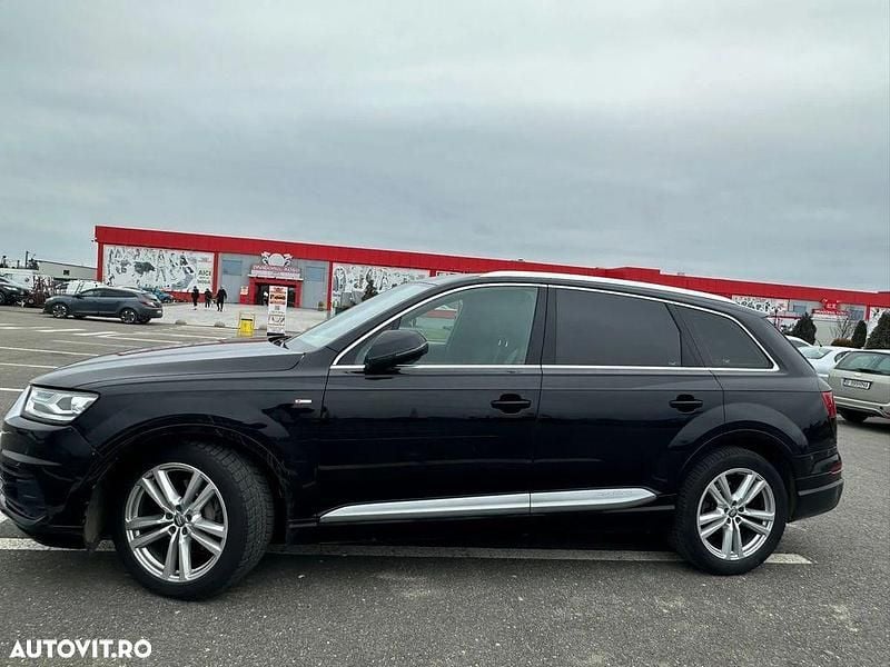 Second-hand Audi Q7 218 CP (160 kW) 2018 Culoarenegru SUV