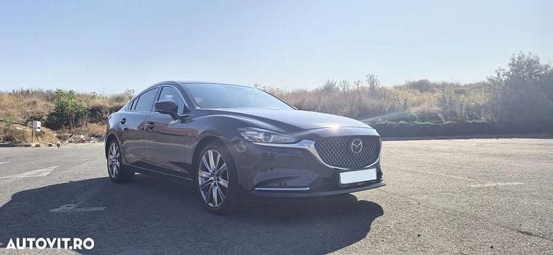 Culoarenegru Utilizat 2021 Mazda 6 Takumi-Line Berlinǎ | 26.000 EUR (Scump) - Imagine 1/4