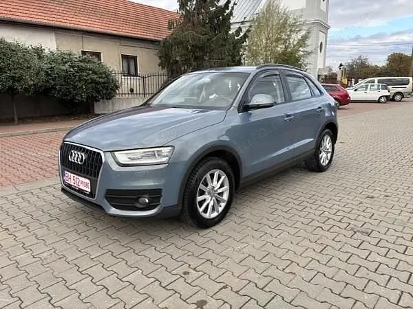 Culoarealbastru Utilizat 2012 Audi Q3 SUV | 11.200 EUR (Preț OK) - Imagine 1/4