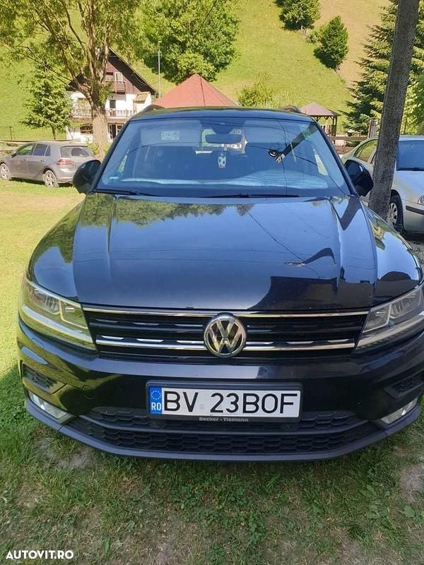 Negru Utilizat 2017 VW Tiguan Highline SUV | 15.349 EUR (Preț OK) - Imagine 1/4