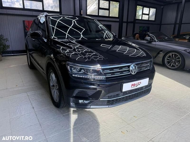 Culoarenegru Utilizat 2017 VW Tiguan Comfortline SUV | 17.200 EUR (Preț OK) - Imagine 1/4
