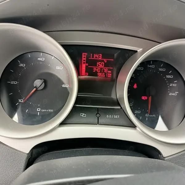 Utilizat 2012 Seat Ibiza Hatchback | 4.000 EUR (Preț OK) - Imagine 1/4