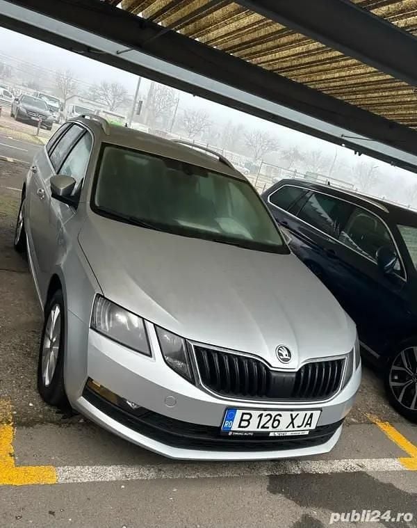 Argintiu Utilizat 2020 Skoda Octavia Break | 10.999 EUR (Super Preț) - Imagine 1/4