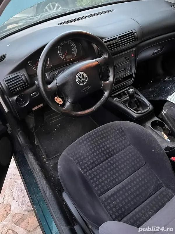 Second-hand VW Passat 130 CP (95 kW) 2001 Verde Break