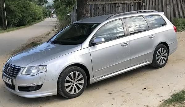 Argintiu Utilizat 2010 VW Passat Break | 4.500 EUR (Puțin scump) - Imagine 1/4