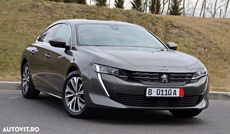 Verde Utilizat 2020 Peugeot 508 Allure Berlinǎ | 11.999 EUR (Preț bun) - Imagine 1/4
