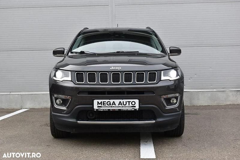Culoaregri Utilizat 2018 Jeep Compass Limited SUV | 13.450 EUR (Preț bun) - Imagine 1/4