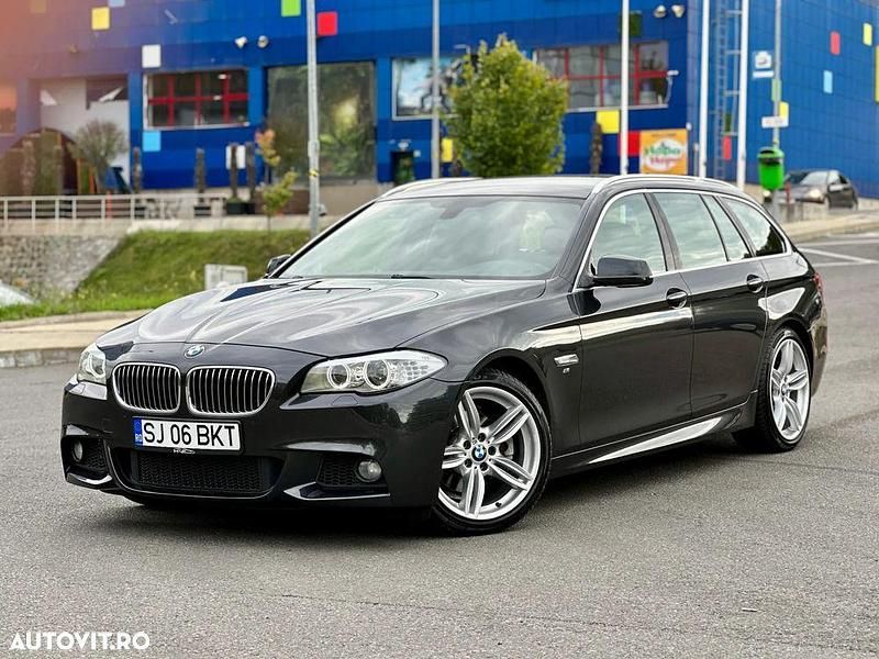 Culoarenegru Utilizat 2013 BMW 520 Sport Line Break | 11.499 EUR (Preț OK) - Imagine 1/4