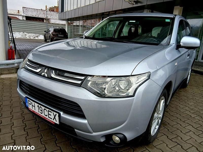 Second-hand Mitsubishi Outlander Intense 150 CP (110 kW) 2015 Culoaregri SUV