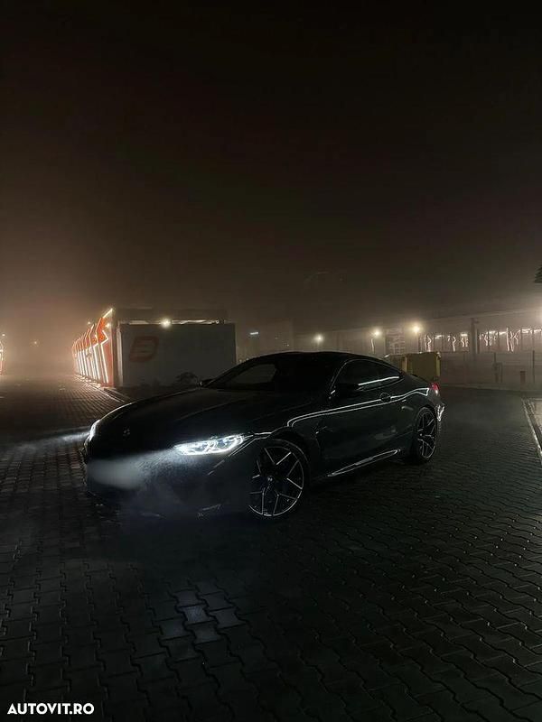 Culoaregri Second-hand 2020 BMW M8 Comfort Edition Coupe | 81.000 EUR - Imagine 1/4
