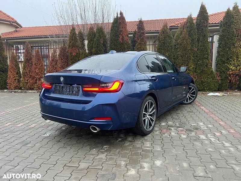 Second-hand BMW 320 Sport Line 190 CP (139 kW) 2023 Culoarealbastru Berlinǎ