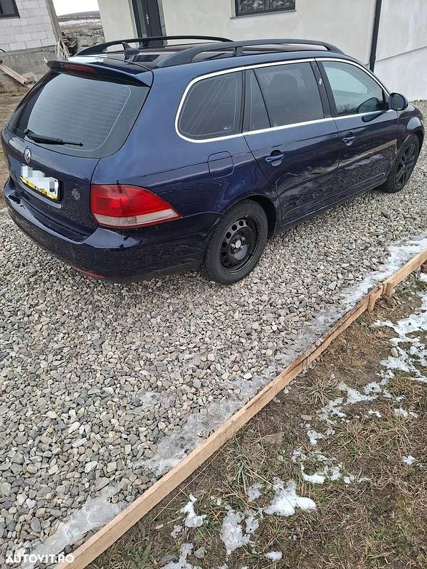 Second-hand VW Golf Plus Exclusive 140 CP (102 kW) 2008 Culoarealbastru Monovolum