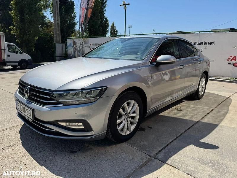 Argint Utilizat 2020 VW Passat Comfortline Break | 17.989 EUR (Preț OK) - Imagine 1/4