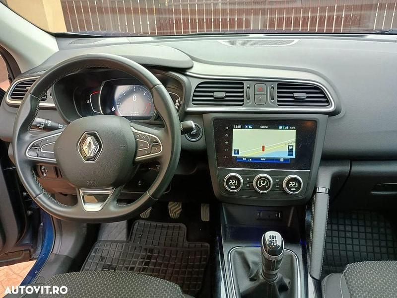 Culoarealbastru Utilizat 2020 Renault Kadjar Zen SUV | 14.200 EUR (Preț OK) - Imagine 1/4