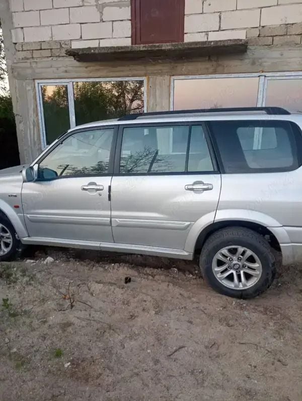 Utilizat 2004 Suzuki Vitara SUV | 2.500 EUR - Imagine 1/4