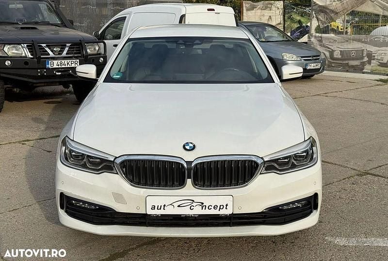 Alb Utilizat 2017 BMW 520 Efficient Dynamics Berlinǎ | 22.900 EUR (Preț OK) - Imagine 1/4