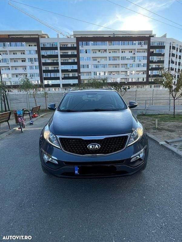 Culoarealbastru Utilizat 2014 Kia Sportage DREAM-TEAM Edition SUV | 9.250 EUR (Super Preț) - Imagine 1/4