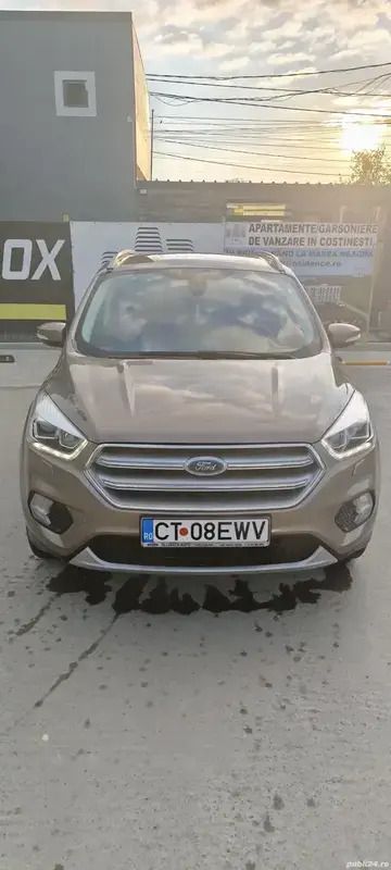Auriu Utilizat 2019 Ford Kuga SUV | 15.500 EUR (Preț OK) - Imagine 1/4