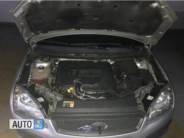 Second-hand Ford Focus 109 CP (80 kW) 2006 Argintiu Break
