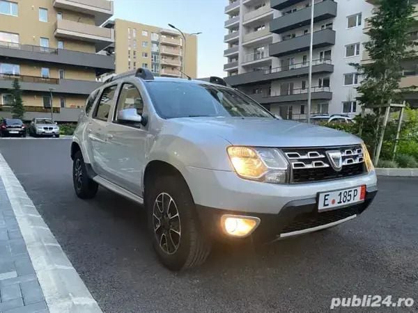 Gri Utilizat 2017 Dacia Duster Prestige SUV | 11.150 EUR (Preț OK) - Imagine 1/4