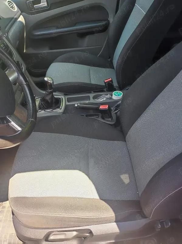 Second-hand Ford Focus 90 CP (66 kW) 2008 Gri Hatchback