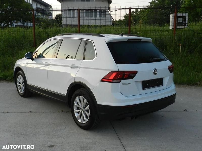 Second-hand VW Tiguan Highline 150 CP (110 kW) 2020 Culoarealb SUV
