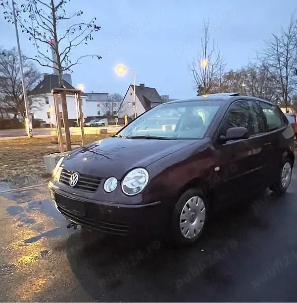 Second-hand VW Polo Trendline 64 CP (47 kW) 2002 Violet Coupe