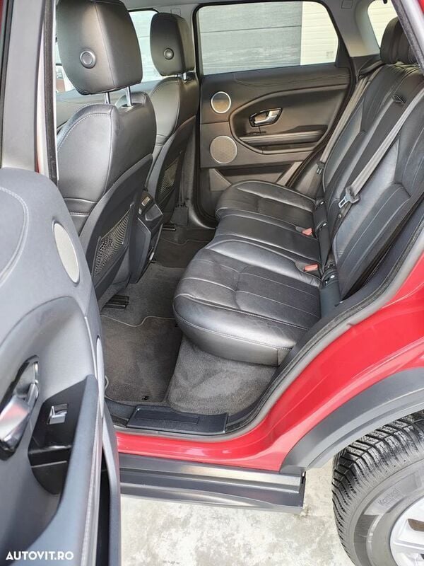 Second-hand Land Rover Range Rover evoque R-Dynamic 180 CP (132 kW) 2016 Rosu SUV