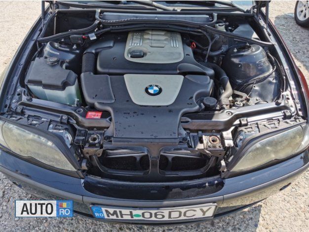 Second-hand BMW 320 115 CP (84 kW) 2005 Negru Berlinǎ