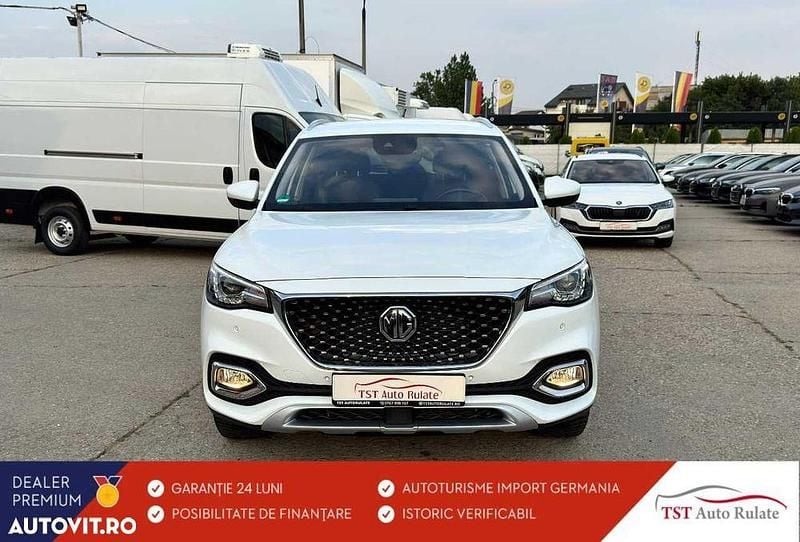 Alb Utilizat 2022 MG EHS SUV | 19.602 EUR (Preț bun) - Imagine 1/4