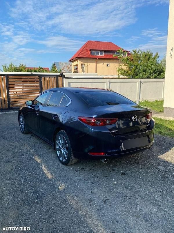 Second-hand Mazda 3 150 CP (110 kW) 2021 Culoarealbastru Berlinǎ