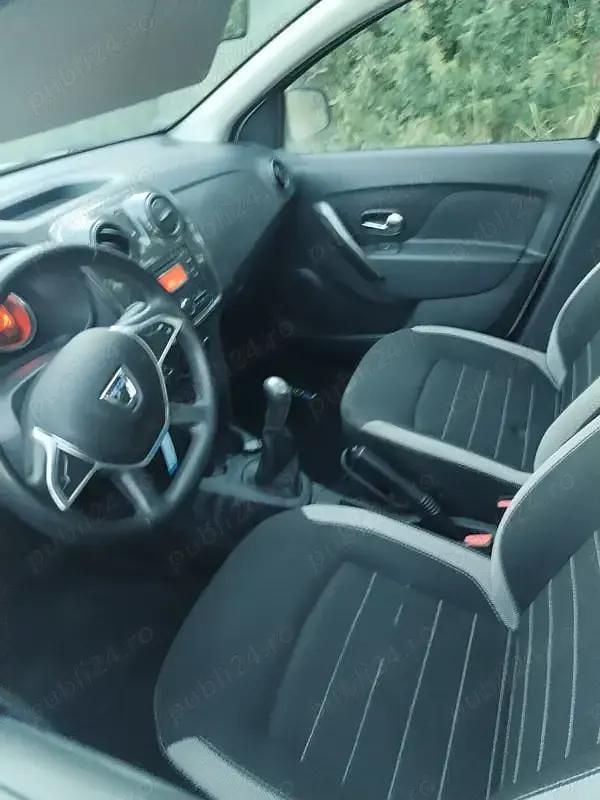 Second-hand Dacia Sandero Stepway 90 CP (66 kW) 2019 Hatchback