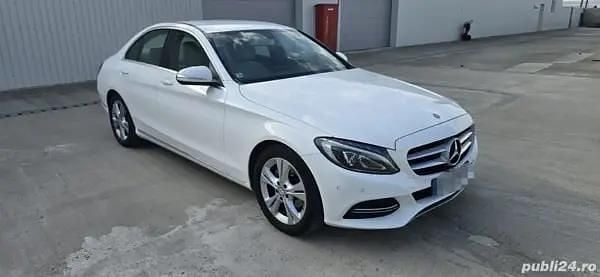 Second-hand Mercedes 220 240 CP (176 kW) 2016 Berlinǎ