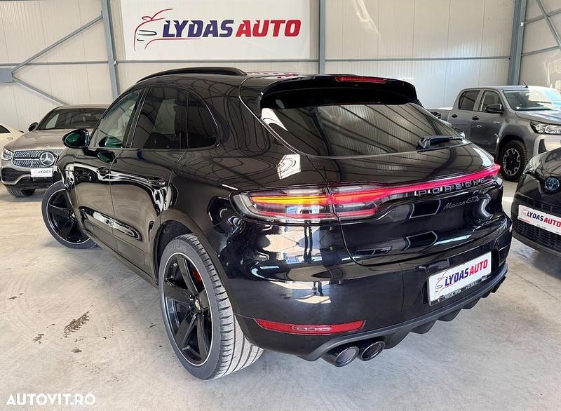 Second-hand Porsche Macan 381 CP (280 kW) 2020 Culoarenegru SUV