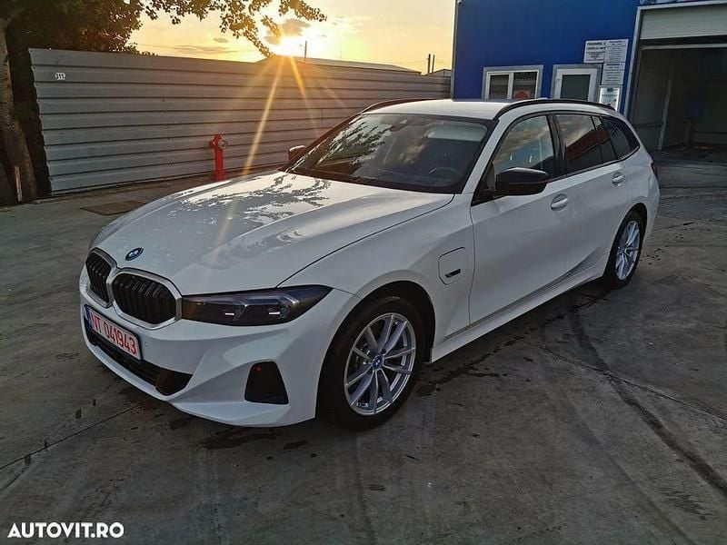Alb Utilizat 2023 BMW 320e Break | 35.700 EUR (Preț OK) - Imagine 1/4