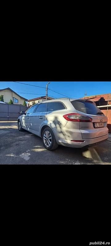 Utilizat 2013 Ford Mondeo Break | 4.900 EUR (Scump) - Imagine 1/4