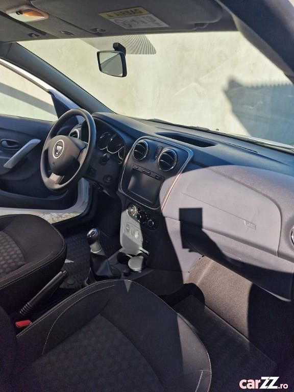 Second-hand Dacia Logan 73 CP (53 kW) 2016 Alb Berlinǎ