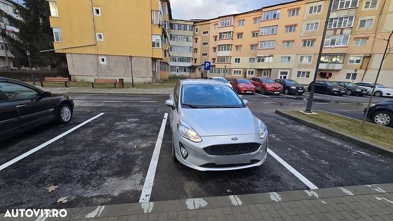 Second-hand Ford Fiesta Trend 85 CP (62 kW) 2017 Culoareargint