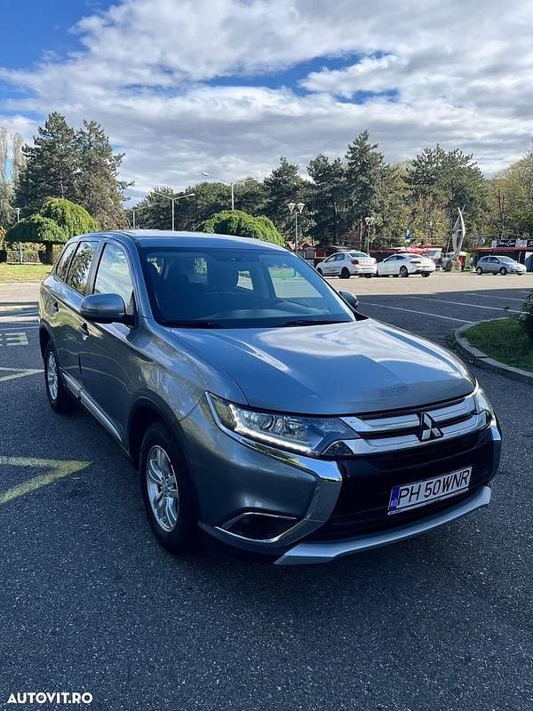 Second-hand Mitsubishi Outlander Invite 150 CP (110 kW) 2016 Culoaregri SUV