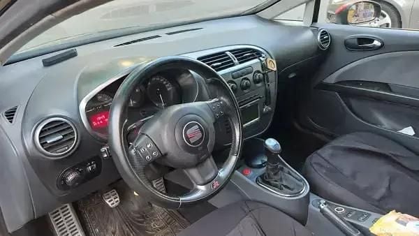 Second-hand Seat Leon 86 CP (63 kW) 2008 Hatchback