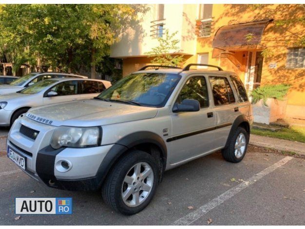 Second-hand Land Rover Freelander 112 CP (82 kW) 2004 Argintiu SUV